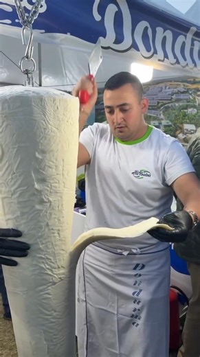 Cutting Icecream With Knife 😳 #shorts #ytshorts