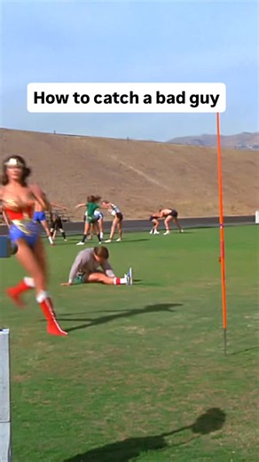 964K views · 13K reactions | I love this technique 廙 Did you know she can use her tiara as a boomerang? #lyndacarter #wonderwoman #boomerang #javelinthrow #javelin #mulhermaravilha #superpower | Lynda Carter Everything | Facebook