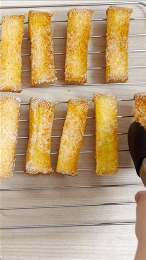 So Crispy Butter Toast Sticks 🍞 3-Ingredient Snack