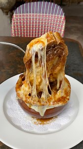 2.9M views · 38K reactions | French Onion Soup! 襤暈燎 | Foody Fetish | Facebook