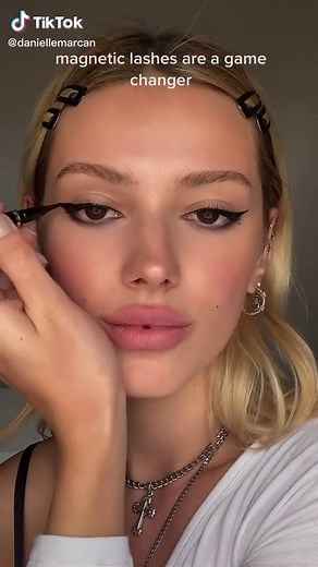 Eylure Pro Magnetic Wispy Lashes Review