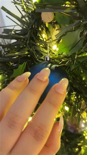 [ASMR]🎄Christmas Decoration Tapping, Crinkling, Scratching & Tracing