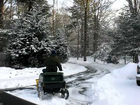 JOHN DEERE F910 WITH LIFT & ANGLE HYDRAULIC PLOW