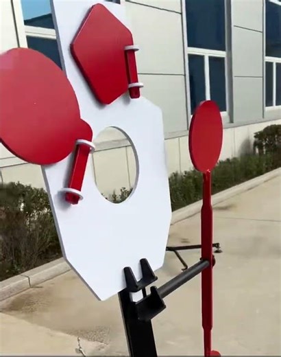 Reactive steel target