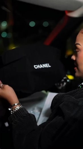 CA RB on Instagram: "POV: when Chanel surprises you with the most perfect gift 🤍 unboxing this metallic beauty and feeling so grateful. it’s moments like these that make me appreciate the brand even more — thank you, Chanel, for always making it feel special ✨ Comment “DETAILS” & I’ll send you everything 💌 Bag details: • Chanel Mini Drawstring Bucket Bag • Metallic lambskin leather • Champagne/ light gold • Champagne hardware • Chain shoulder strap 📸 @vegamedia.co #ChanelUnboxing #chanel #Lux