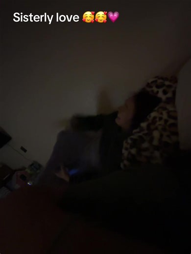 Bro didn’t wanna close the dore @callan! @camryy #sisters #psycho #relatable #sisterforever #foryoupage