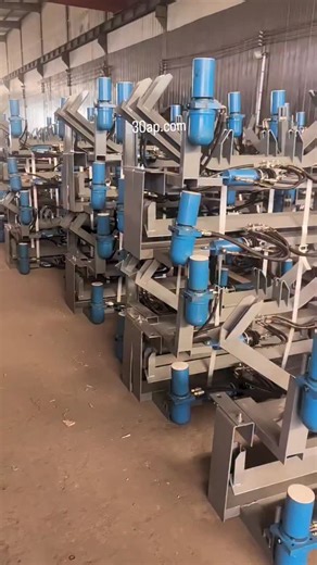 Conveyor belt factory on Instagram: "# Passive Hydraulic Rectification Device # Hydraulic Self-aligning roller bracket # Handling Method of Belt Conveyor Deviation"