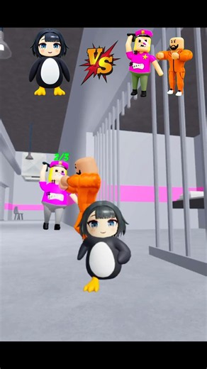 BABY PENGUIN RELEASE THIEF VS POLICE LADY 😲 EPIC BATTLE 😨#roblox #shorts