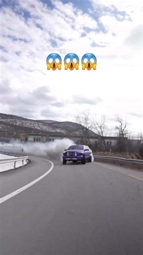 start taking notes lil bro 🚘🚘 #sports #sportcar #resingcar #automobile #youtubeshorts #ford