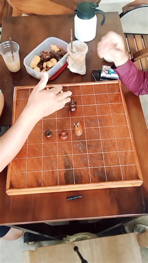 37K views · 387 reactions | ❤️បងរិទ្ធប្រលះម៉េងពៅដល់ហើយថ្ងៃនេះ #អុកខ្មែរ #realvideo #snow #snowfall #winter | Mengpov | Facebook