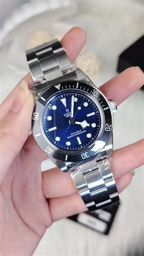 2.4K views |  헥헠 ퟭퟲ,ퟴퟬퟬ  Brand new full set Retail price :...