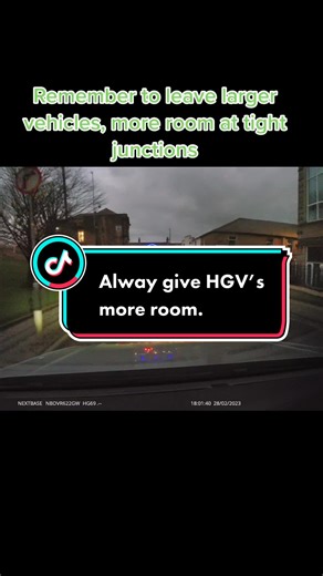 Safe Driving: HGV Clearance at Tight Junctions