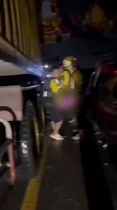 #นาทีชีวิต #ทีมกู้ภัยมูลนิธิร่วมกตัญญู เข้าช่วยเหลือผู้ป่วยหมดสติในพื้นที่ อ.หาดใหญ่ โดยต้องทำการ #CPR ตลอดเส้นทางขณะนำส่งโรงพยาบาลที่ใกล้เคียงอย่างเร่งด่วน เมื่อคืนวันที่ 27 พ.ย. 68 #มูลนิธิร่วมกตัญญู #RUAMKATANYU #FOUNDATION #น้ำท่วมภาคใต้ #หาดใหญ่ | มูลนิธิร่วมกตัญญู