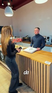 39K views · 10K reactions | Fiecare cu afacerea lui..藍 #laprontopizza #timisoara #pizza #pasta #italianfood #Timișoara #pizzalover | La Pronto Pizza | Facebook