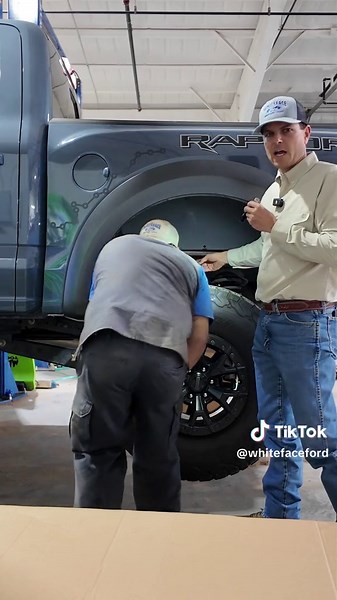 Diagnosing Electronic Shock Actuator Noise in Trucks