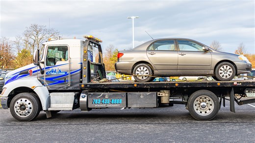Drivers fume as restaurant tows cars with unclear signage - and charges $1k