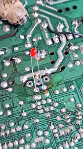 Ensure horizontal base voltage, before installing the transistor. #tutorials #repairs #service #electronics | Trisula Servis
