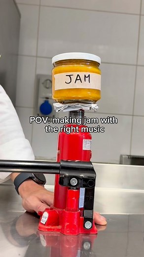 When it’s time to make jam and you put on the right music With #jam #pumpitup #cheflife #food #comedy | Chef Pier