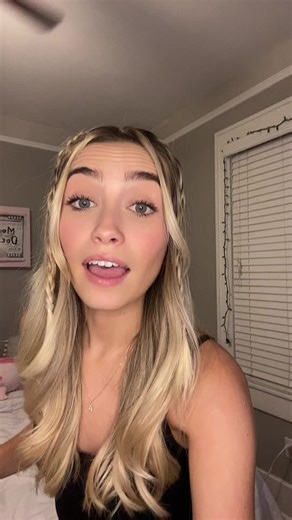 I NEED to know who remembers this😂😂 #sunnyco #redbathingsuit #memoryunlocked