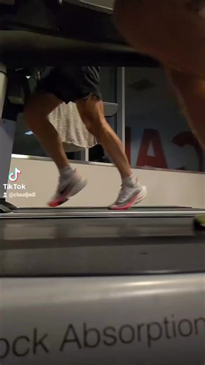 Contunuity > outdoors #getfit #Gym #running #threadmill