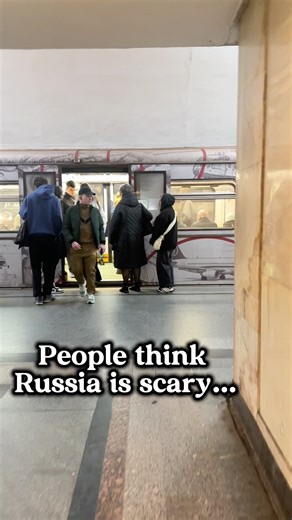 Real life in Moscow 🇷🇺Moscow metro surprised me. #travel #moscow#moscowmetro#travelrussia#shorts