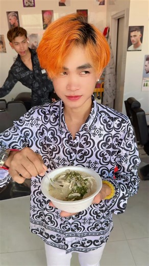 វីដេអូ​របស់ BA ✂️ (@ba.ba0384) ជាមួយ original sound - Li Den X Zoom - Li Den XZoom
