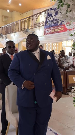 7.6K views · 103 reactions | A groom waiting for his bride❤️ #weddinginspo #groom #weddingday #churchwedding | Kele+ | Facebook