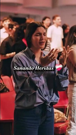 Está Cayendo ✨️❤️‍🩹 #alabanza #adoración #musicacristiana #lyrics #music #gloria #sanidad #capcut