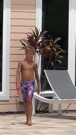 @milo_swim keeping up with the big boys in his #funkytrunks !! Who did it better? 🤔 | Funky Trunks