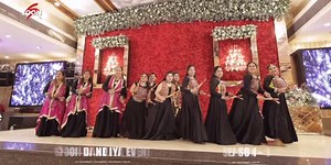 10K views · 28 reactions | Organised & Choreographed by Szoon Studio #dandiya #dance #bollywoodstyle #choreography #choreographer #event #fun #love #navratrivibes❤️ | Sheetal Zoon | Facebook