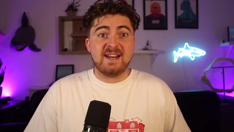 Divers tried to train sharks to eat lionfish but it backfired