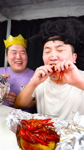 Big Prize vs Small Prize 🍜🎁 (Twist Ending) #shorts