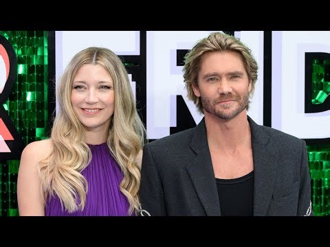 See Chad Michael Murray, Sarah Roemer’s Hilarious NHL Date Night | E! News