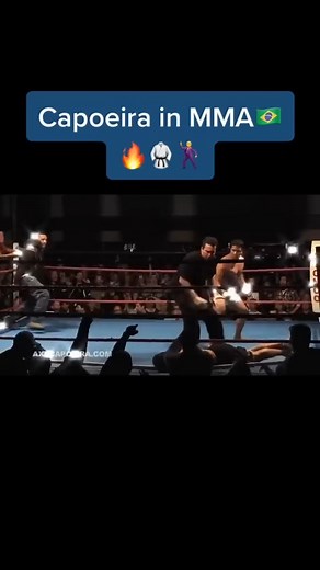 🥋🔥 Capoeira en MMA – Movimiento, fluidez y caos controlado ⚡🥊 No es solo espectáculo, es una combinación letal de ritmo, precisión y creatividad en el octágono. 💯💥 Cuando un peleador domina la capoeira, cada golpe es inesperado y cada movimiento una trampa mortal. 😱⚡ 💡 La clave no es solo golpear, es hacerlo desde ángulos imposibles y con una velocidad que desconcierta al rival. ¿Crees que la capoeira es efectiva en el MMA o solo un recurso llamativo? 🤔🔥 📲 Síguenos para más análisis so