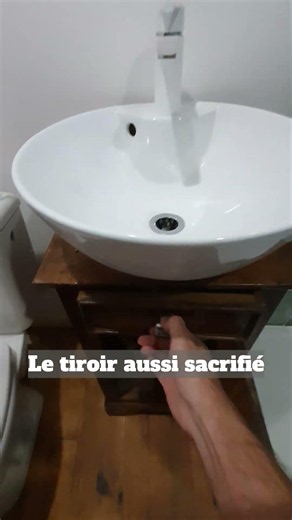 I turned this old piece of furniture into a vanity #2! #diy #hacks