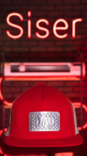 Did you know you can layer EasyWeed® Stretch on top of Brick® 600 for a slick embossed look? 😯 That's one way to make a cap-tivating gift for dad! 🧢 ﻿ ﻿#siserna #siservinyl #htv #vinyl #craft #diycrafts #makersgonnamake #handmade #brick600 #emboss #fathersday #fathersdaygifts #dadjokes #embossed | Siser North America