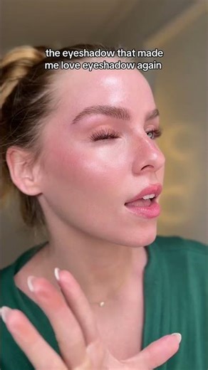 No creasing & stays ALL day 🔥 Cosmetics #stila #liquideyeshadow #eyeshadow #eyeshadowtutorial