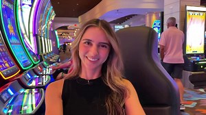 This NEW Slot Bonus Was WILD!!! | Leslie Slots