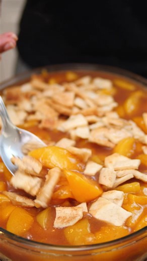 Mmm, Peach Cobbler!!! Who’s ready for dessert? #igotchuseasonings #peachcobbler #spices #TabithaBrown #sheusedit #dessert #mmm | Boss Lady & Igotchu Seasonings