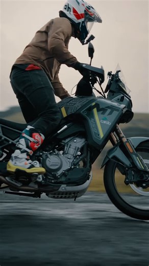 Royden Blair on Instagram: "Nothin but a good time 💪 @matts.r6 (also an ADV unc when he’s not on his r6) came out in the rain once again to help film some videos, luckily most of it stopped by the time we got there. Shot on #sony a75 24-70gm2 POVs shot on Insta360 Ace Pro2 Use code 👉 ROYDEN #motorcycle #videography #adv #cinematic"