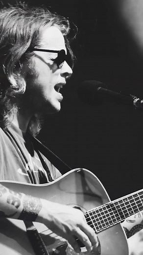 Heading out on the road again with one of the greatest to ever do it, Willie Nelson 🤠 See ya at Outlaw Music Festival ✌️ 9/9 Atlanta 9/10 Charlotte 9/11 Virginia Beach 9/13 Bridgeport 9/16 Boston 9/18 Saratoga Springs #billyandwillie #willienelson