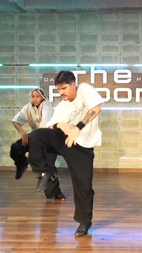 Steven Martelo | TATATA🔥 Esas últimas clases del 2025 estuvieron muy candelas🔥 La falta que me hacía tomar una clase de mi hermano @anngel.prds 😮‍💨 que... | Instagram