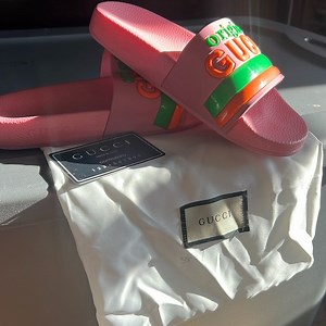 Gucci slides