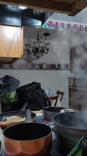 12 reactions | Come cook dinner with me!  Oh and wait there's a funny part I have it on slow motion 藍﫣 | Kelsey Cool | Facebook