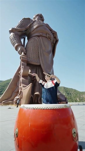 777As soon as the war drums sounded, thousands of troops came charging.#drums #drumming