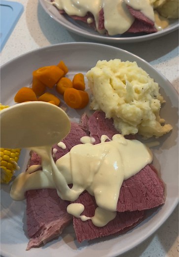 Silverside Dinner Recipe with Mash and White Sauce