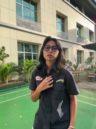 Aura wangi gua semerbak di outdoor 😭 btw tebak ini lapangan univ mana? 😆