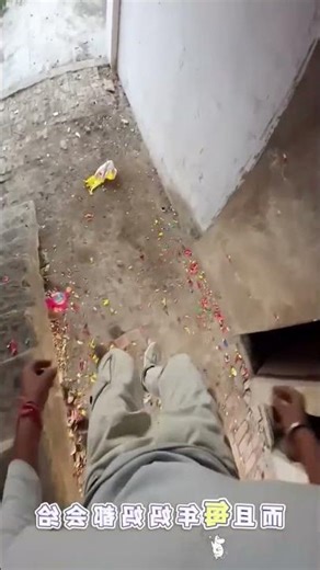 दिमाग हो तो इसके जैसा😲Wood working with art handcraft ideas /home maderal telent/skill-art #shorts