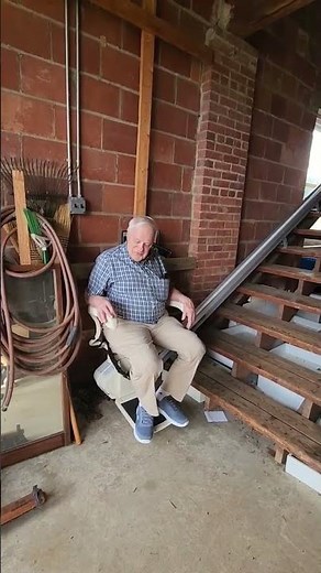 First Ride on Harmar SL300 Stairlift – Safe, Smooth Start to Independence | HomePro Mobility