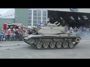 M60 Patton tank crushes car at Tankfest Northwest 2018!